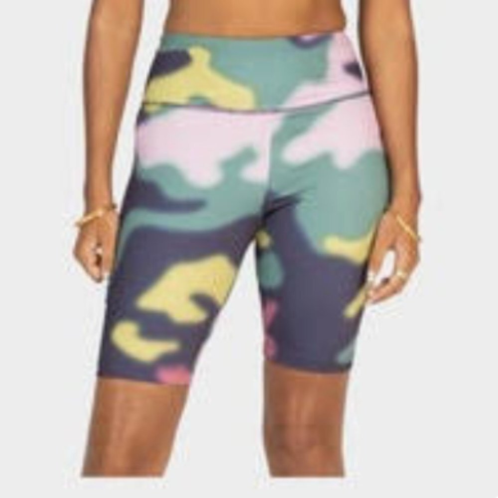NWT- Melody Ehsani Chameleon Bike Shorts Size XS